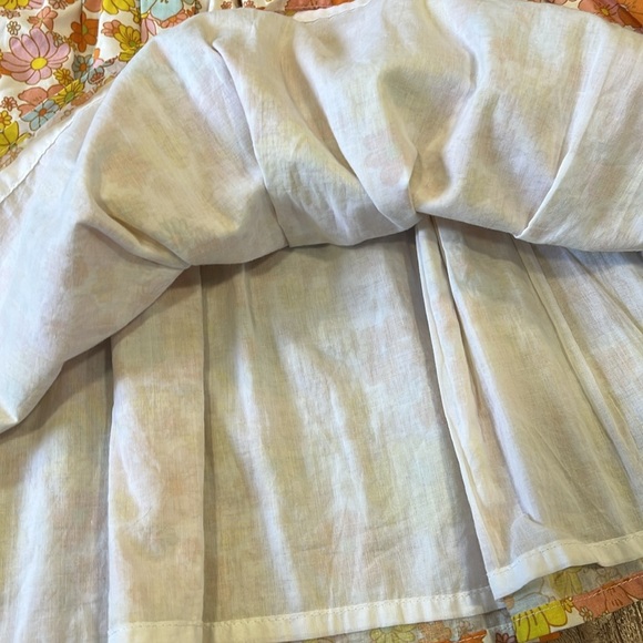 Wren & James retro floral pinafore dress boutique vibrant button ruffles 7-8 - Picture 6 of 8